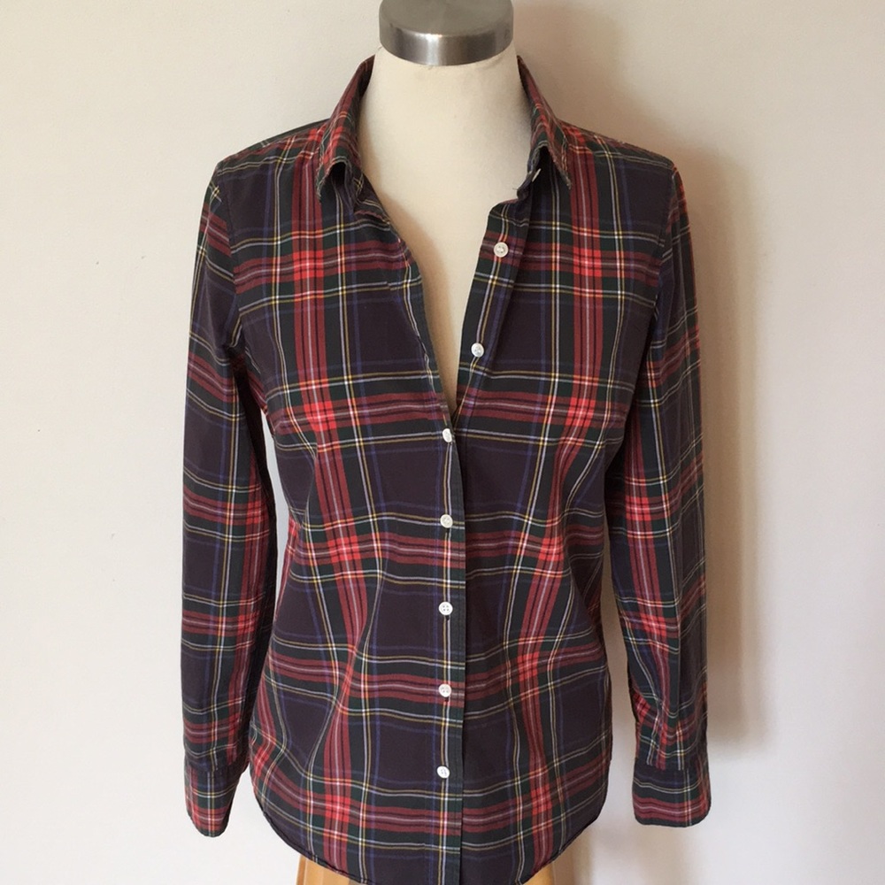 J. Crew 💯 cotton button down - last call!